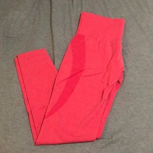 NVGTN Fuchsia contour seamless leggings